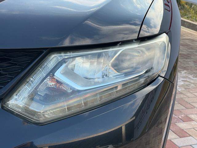 エクストレイル ２０ＸブラクエクストリーマＸエマージェンシブレーキＰ　２０ＸブラクエクストリーマＸエマージェンシブレーキＰ　４ＷＤ　前後ドライブレコーダー　アラウンドビューカメラ　純正フルセグナビ　車線逸脱警報　コーナーセンサー　クルーズコントロール　ＥＴＣ（44枚目）