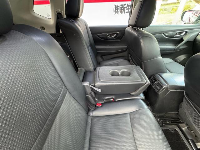 エクストレイル ２０ＸブラクエクストリーマＸエマージェンシブレーキＰ　２０ＸブラクエクストリーマＸエマージェンシブレーキＰ　４ＷＤ　前後ドライブレコーダー　アラウンドビューカメラ　純正フルセグナビ　車線逸脱警報　コーナーセンサー　クルーズコントロール　ＥＴＣ（64枚目）