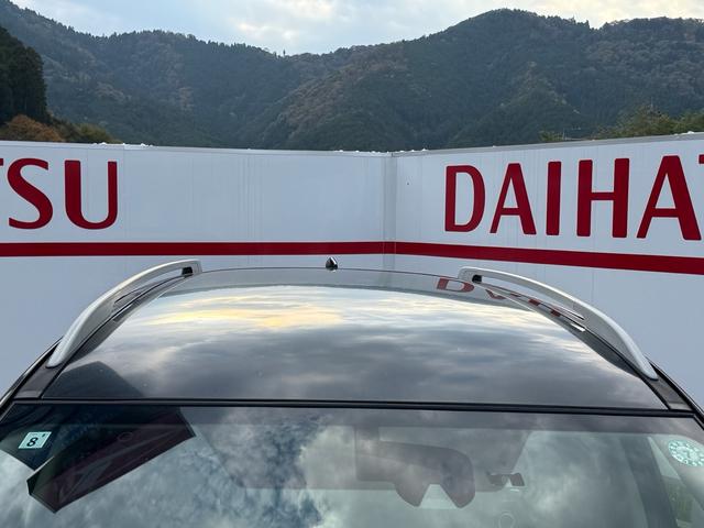 エクストレイル ２０ＸブラクエクストリーマＸエマージェンシブレーキＰ　２０ＸブラクエクストリーマＸエマージェンシブレーキＰ　４ＷＤ　前後ドライブレコーダー　アラウンドビューカメラ　純正フルセグナビ　車線逸脱警報　コーナーセンサー　クルーズコントロール　ＥＴＣ（76枚目）