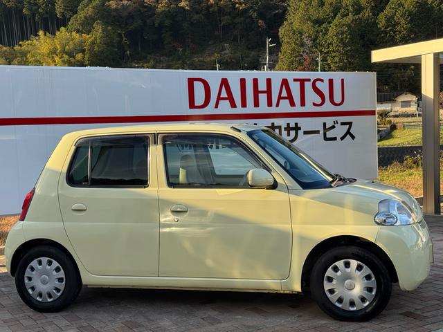 エッセ X X 走行58548キロ 4AT キーレス 電動格納ミラー パワーウィンドウ ドアバイザー 純正CD・FM/AMラジオ AC スペアタイヤ ワンオーナー 禁煙車 記録簿(2枚目)