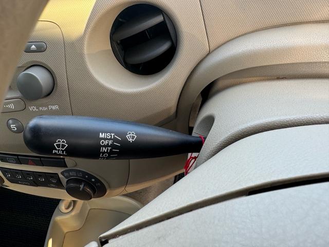 エッセ X X 走行58548キロ 4AT キーレス 電動格納ミラー パワーウィンドウ ドアバイザー 純正CD・FM/AMラジオ AC スペアタイヤ ワンオーナー 禁煙車 記録簿(11枚目)