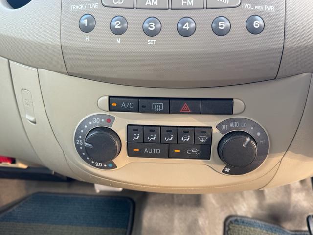 エッセ X X 走行58548キロ 4AT キーレス 電動格納ミラー パワーウィンドウ ドアバイザー 純正CD・FM/AMラジオ AC スペアタイヤ ワンオーナー 禁煙車 記録簿(20枚目)