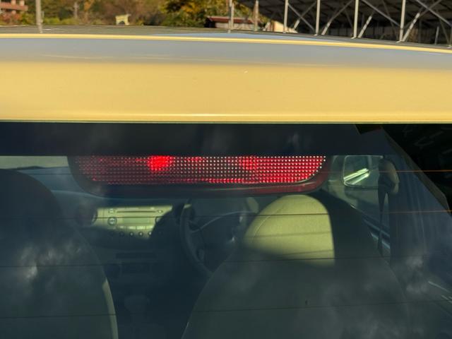 エッセ X X 走行58548キロ 4AT キーレス 電動格納ミラー パワーウィンドウ ドアバイザー 純正CD・FM/AMラジオ AC スペアタイヤ ワンオーナー 禁煙車 記録簿(38枚目)