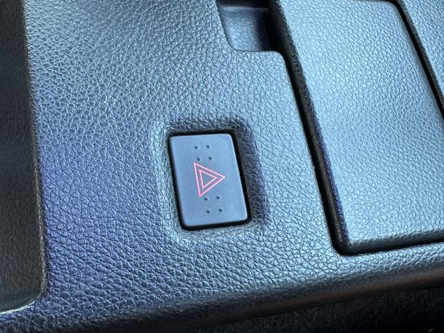 フェアレディＺ バージョンＴ　バージョンＴ　６ＭＴ　社外マフラー　社外ステアリング　３６０°ドラレコ　シートヒーター　ＥＴＣ　３連サブメーター　Ｂｌｕｅｔｏｏｔｈ　バックカメラ　ＬＥＤハバルブ　革シート　ＢＯＳＥサウンド（32枚目）