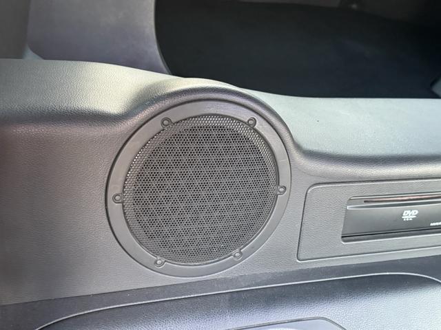 フェアレディＺ バージョンＴ　バージョンＴ　６ＭＴ　社外マフラー　社外ステアリング　３６０°ドラレコ　シートヒーター　ＥＴＣ　３連サブメーター　Ｂｌｕｅｔｏｏｔｈ　バックカメラ　ＬＥＤハバルブ　革シート　ＢＯＳＥサウンド（39枚目）