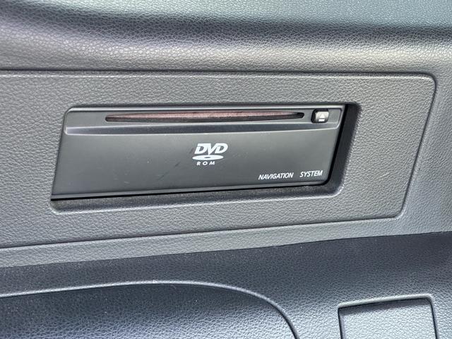 フェアレディＺ バージョンＴ　バージョンＴ　６ＭＴ　社外マフラー　社外ステアリング　３６０°ドラレコ　シートヒーター　ＥＴＣ　３連サブメーター　Ｂｌｕｅｔｏｏｔｈ　バックカメラ　ＬＥＤハバルブ　革シート　ＢＯＳＥサウンド（40枚目）