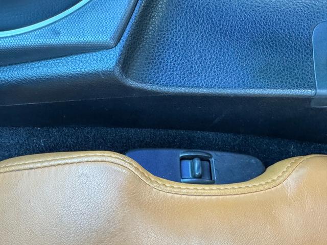 フェアレディＺ バージョンＴ　バージョンＴ　６ＭＴ　社外マフラー　社外ステアリング　３６０°ドラレコ　シートヒーター　ＥＴＣ　３連サブメーター　Ｂｌｕｅｔｏｏｔｈ　バックカメラ　ＬＥＤハバルブ　革シート　ＢＯＳＥサウンド（48枚目）