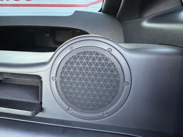 フェアレディＺ バージョンＴ　バージョンＴ　６ＭＴ　社外マフラー　社外ステアリング　３６０°ドラレコ　シートヒーター　ＥＴＣ　３連サブメーター　Ｂｌｕｅｔｏｏｔｈ　バックカメラ　ＬＥＤハバルブ　革シート　ＢＯＳＥサウンド（50枚目）