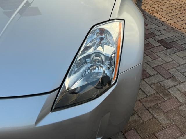 フェアレディＺ バージョンＴ　バージョンＴ　６ＭＴ　社外マフラー　社外ステアリング　３６０°ドラレコ　シートヒーター　ＥＴＣ　３連サブメーター　Ｂｌｕｅｔｏｏｔｈ　バックカメラ　ＬＥＤハバルブ　革シート　ＢＯＳＥサウンド（51枚目）