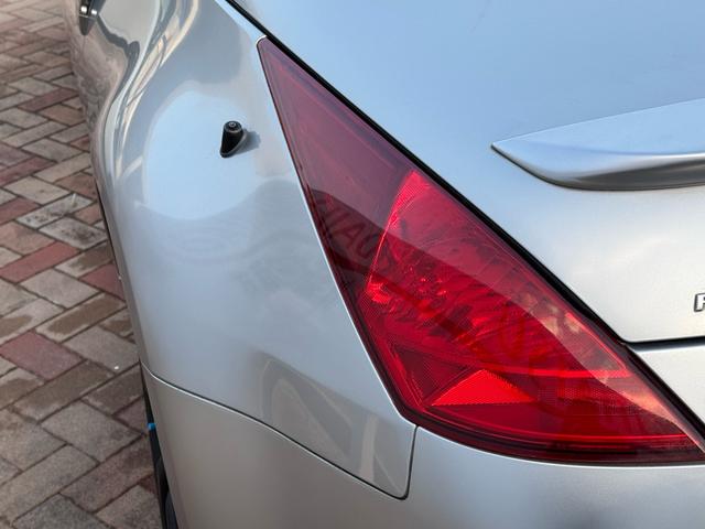 フェアレディＺ バージョンＴ　バージョンＴ　６ＭＴ　社外マフラー　社外ステアリング　３６０°ドラレコ　シートヒーター　ＥＴＣ　３連サブメーター　Ｂｌｕｅｔｏｏｔｈ　バックカメラ　ＬＥＤハバルブ　革シート　ＢＯＳＥサウンド（60枚目）