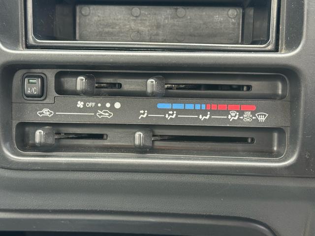 ハイゼットトラック ローダンプ　ローダンプ　新品クラッチ交換済み　５ＭＴ　パワーステアリング　エアコン　デフロック　パートタイム４ＷＤ　２４年製タイヤ　三方開　電動ダンプ（21枚目）