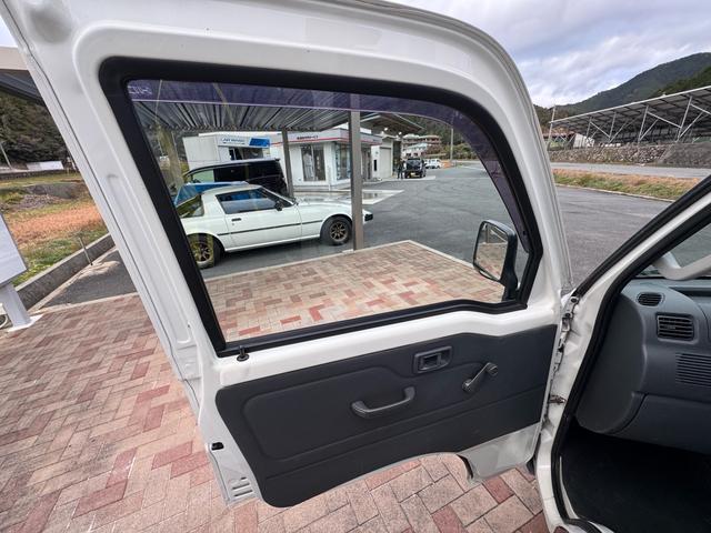 ハイゼットトラック ローダンプ　ローダンプ　新品クラッチ交換済み　５ＭＴ　パワーステアリング　エアコン　デフロック　パートタイム４ＷＤ　２４年製タイヤ　三方開　電動ダンプ（31枚目）