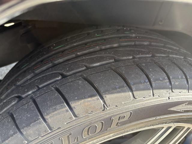 Gクラス G63 デジーノエクスクルーシブパッケージ サンルーフ HarmanKardonサウンド シートベンチレーション レッドキャリパー ACC カーボンインテリア フルセグTV ドライブレコーダー 黒レザー(14枚目)