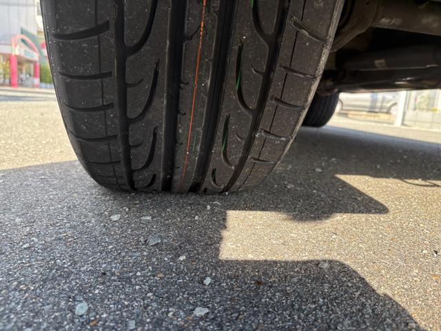 Gクラス G63 デジーノエクスクルーシブパッケージ サンルーフ HarmanKardonサウンド シートベンチレーション レッドキャリパー ACC カーボンインテリア フルセグTV ドライブレコーダー 黒レザー(15枚目)