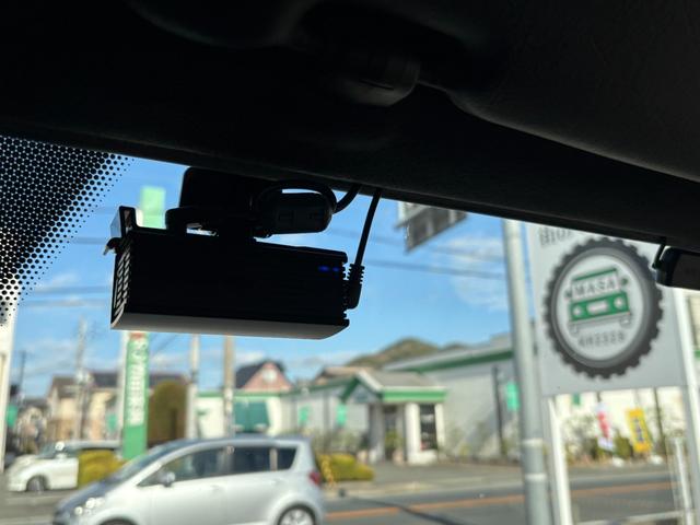 Gクラス G63 デジーノエクスクルーシブパッケージ サンルーフ HarmanKardonサウンド シートベンチレーション レッドキャリパー ACC カーボンインテリア フルセグTV ドライブレコーダー 黒レザー(36枚目)