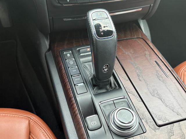 MASERATI GHIBLI BASE GRADE