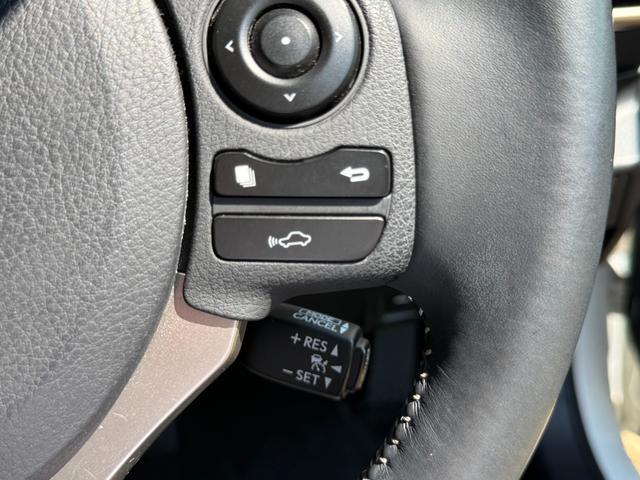ＩＳ ＩＳ２５０　純正ナビ　衝突軽減　半革シート　追従型クルコン　電動チルステア　シートヒーター　バックカメラ　前席パワーシート　ドライブレコーダー　パドルシフト　フルセグＴＶ　Ｂｌｕｅｔｏｏｔｈオーディオ　ＥＴＣ（15枚目）