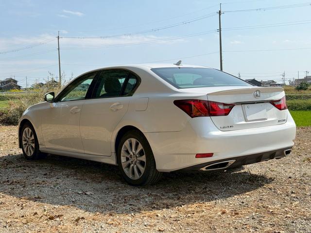 ＧＳ ＧＳ２５０　Ｉパッケージ　純正ナビ　本革シート　バックカメラ　ヘッドアップディスプレイ　ウッドコンビハンドル　前席パワーシート　シートヒーター＆クーラー　フルセグ　Ｂｌｕｅｔｏｏｔｈ　ＥＴＣ　電動チルトステア　ハンドルヒーター（3枚目）