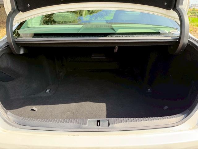 ＧＳ ＧＳ２５０　Ｉパッケージ　純正ナビ　本革シート　バックカメラ　ヘッドアップディスプレイ　ウッドコンビハンドル　前席パワーシート　シートヒーター＆クーラー　フルセグ　Ｂｌｕｅｔｏｏｔｈ　ＥＴＣ　電動チルトステア　ハンドルヒーター（25枚目）