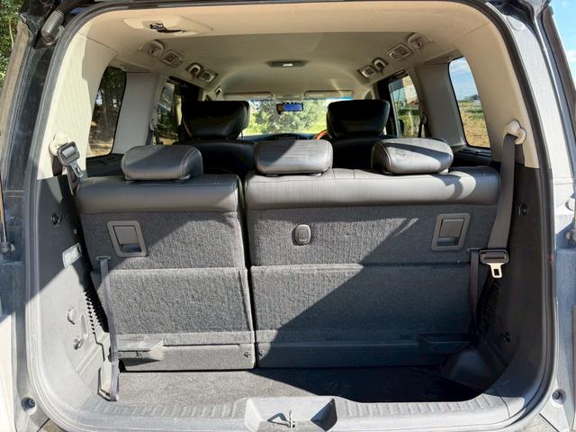 エルグランド 250ハイウェイスター 純正8型ナビ 両側電動スライド ミラー型前後ドラレコ バックカメラ ポータブル冷温庫 LEDヘッドライト フルセグ Bluetoothオーディオ 社外17インチアルミ 半革シート ETC(22枚目)