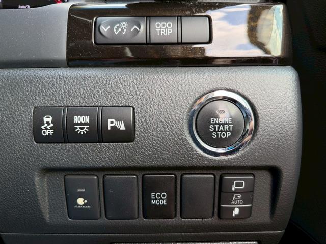 ヴェルファイア ２．４Ｚ　ゴールデンアイズ　ＡＬＰＩＮＥ９型ナビ　ＡＬＰＩＮＥ後席モニター　両側電動スライドドア　半革シート　バックカメラ　パワーバックドア　ＥＴＣ　フルセグ　Ｂｌｕｅｔｏｏｔｈ　レオニス１９インチＡＷ　コーナーセンサー（14枚目）