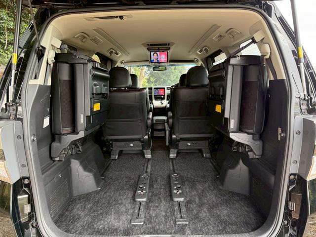 ヴェルファイア ２．４Ｚ　ゴールデンアイズ　ＡＬＰＩＮＥ９型ナビ　ＡＬＰＩＮＥ後席モニター　両側電動スライドドア　半革シート　バックカメラ　パワーバックドア　ＥＴＣ　フルセグ　Ｂｌｕｅｔｏｏｔｈ　レオニス１９インチＡＷ　コーナーセンサー（22枚目）