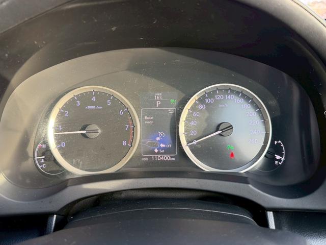 ＩＳ ＩＳ２５０　バージョンＬ　純正ナビ　本革シート　衝突軽減ブレーキ　レーダークルーズ　コーナーセンサー　シートヒーター＆クーラー　パワーシート　ドラレコ　リアサンシェード　バックカメラ　ＥＴＣ　デイライト（7枚目）