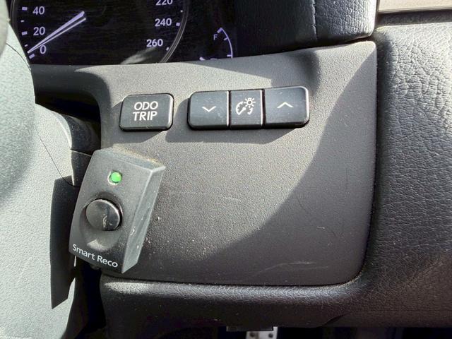 GS GS250 Fスポーツ 純正ナビ 黒革シート ローダウン バックカメラ シートヒーター ベンチレーション パワーシート パワートランク ETC フルセグTV パドルシフト Bluetoothオーディオ LEDヘッドライト(19枚目)