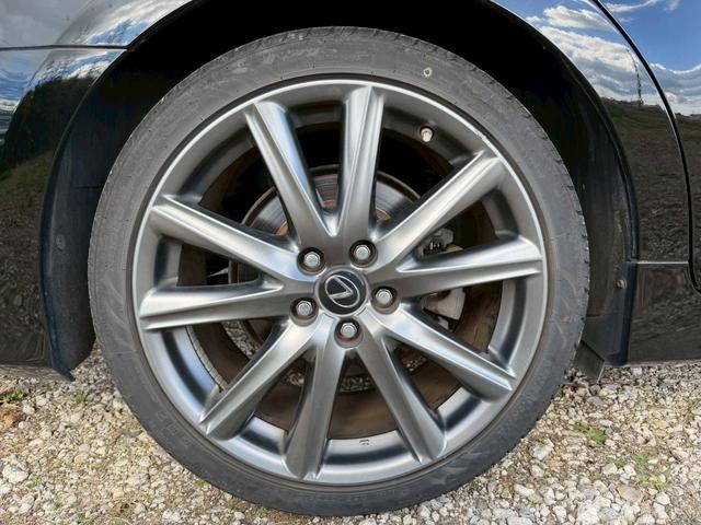 GS GS250 Fスポーツ 純正ナビ 黒革シート ローダウン バックカメラ シートヒーター ベンチレーション パワーシート パワートランク ETC フルセグTV パドルシフト Bluetoothオーディオ LEDヘッドライト(30枚目)