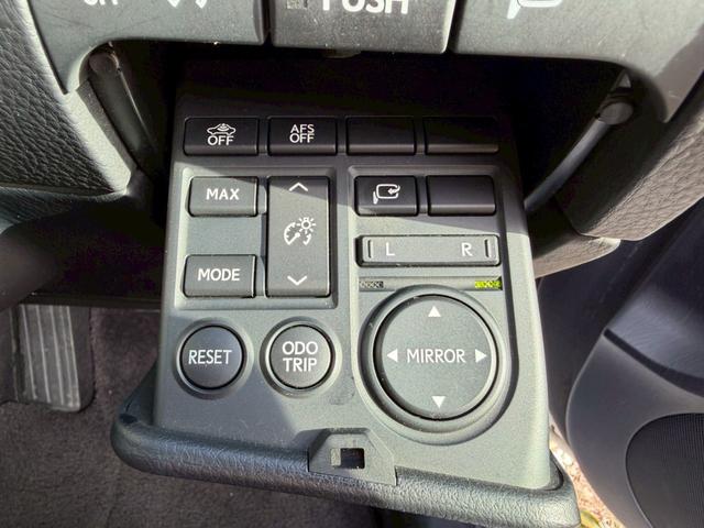 GS GS350 スピンドル仕様 本革シート シートヒーター ベンチレーション 社外フルエアロ 社外20インチアルミ パワーシート ETC HIDヘッドライト クルーズコントロール ドライブレコーダー(10枚目)