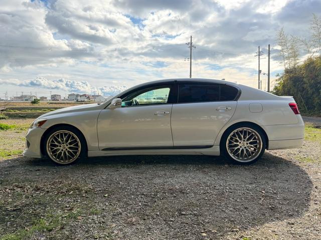 GS GS350 スピンドル仕様 本革シート シートヒーター ベンチレーション 社外フルエアロ 社外20インチアルミ パワーシート ETC HIDヘッドライト クルーズコントロール ドライブレコーダー(25枚目)