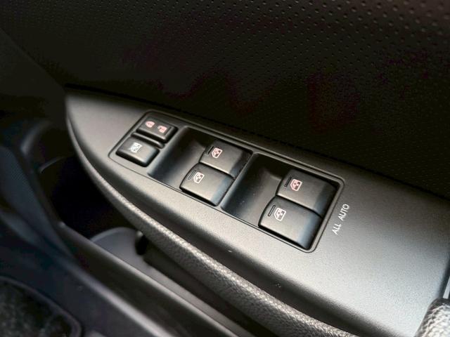 レガシィツーリングワゴン ２．５ｉ　Ｂスポーツアイサイト　Ｇパッケージ　社外８インチナビ　半革シート　衝突軽減　レーダークルーズ　車線逸脱警報　バックカメラ　フルセグＴＶ　Ｂｌｕｅｔｏｏｔｈオーディオ　ＥＴＣ　パワーシート　純正ルーフキャリア積込　ＨＩＤヘッドライト（16枚目）