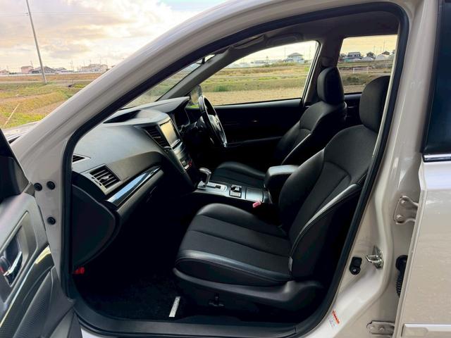 レガシィツーリングワゴン ２．５ｉ　Ｂスポーツアイサイト　Ｇパッケージ　社外８インチナビ　半革シート　衝突軽減　レーダークルーズ　車線逸脱警報　バックカメラ　フルセグＴＶ　Ｂｌｕｅｔｏｏｔｈオーディオ　ＥＴＣ　パワーシート　純正ルーフキャリア積込　ＨＩＤヘッドライト（19枚目）