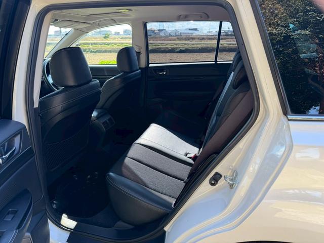 レガシィツーリングワゴン 2.5GT Sパッケージ 社外ナビ 半革シート サンルーフ(開閉不可) バックカメラ ドライブレコーダー Bluetoothオーディオ フルセグTV 電動パーキング ETC 18インチアルミ(16枚目)