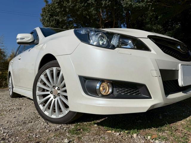 レガシィツーリングワゴン 2.5GT Sパッケージ 社外ナビ 半革シート サンルーフ(開閉不可) バックカメラ ドライブレコーダー Bluetoothオーディオ フルセグTV 電動パーキング ETC 18インチアルミ(18枚目)