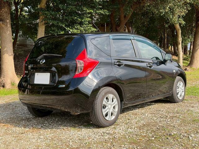 ノート Ｘ　ＤＩＧ－Ｓ　純正ナビ　フルセグＴＶ　Ｂｌｕｅｔｏｏｔｈオーディオ　スーパーチャージャー　プッシュスタート　ＥＴＣ　アイドリングストップ（21枚目）