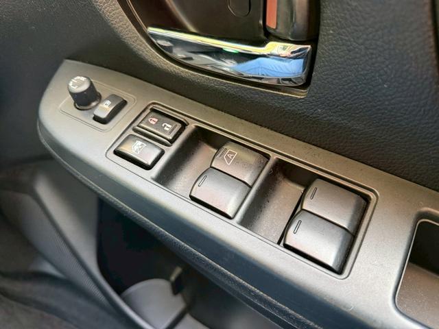 SUBARU IMPREZA SPORTS 2.0I