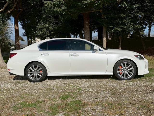 ＧＳ ＧＳ２５０　Ｉパッケージ　ＧＳＦ仕様　純正ナビ　本革シート　サンルーフ　バックカメラ　スピンドルグリル　ＴＥＩＮ車高調　シートヒーター＆クーラー　ヘッドアップディスプレイ　ＥＴＣ　フルセグ　ミラー型前後ドラレコ　リアスポイラー（22枚目）