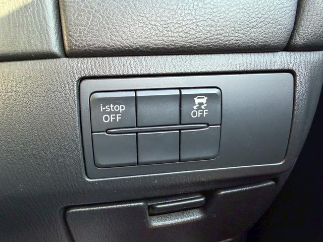 アテンザセダン ＸＤ　純正ナビ　バックカメラ　衝突軽減ブレーキ　ヘッドアップディスプレイ　社外１９インチアルミ　ＬＥＤヘッドライト　ＥＴＣ　Ｂｌｕｅｔｏｏｔｈオーディオ　電動パーキング　パドルシフト　クルーズコントロール（25枚目）