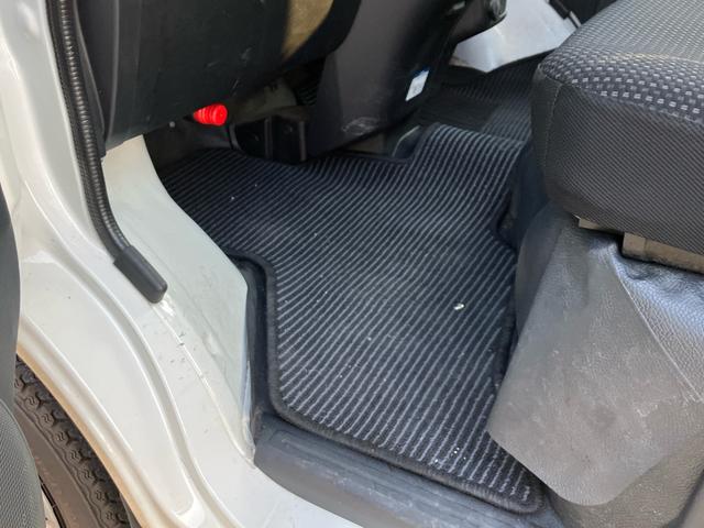 ハイゼットカーゴ ＤＸ　ＳＡＩＩＩ　ドライブレコーダー　バックカメラ　ＥＴＣ　衝突被害軽減ブレーキ　横滑り防止装置　純正キーレス　前席パワーウインドウ　コーナーセンサー（40枚目）