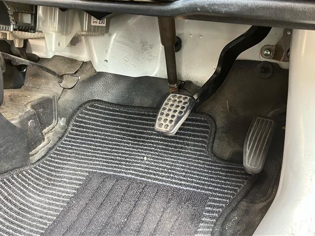 ハイゼットカーゴ ＤＸ　ＳＡＩＩＩ　ドライブレコーダー　バックカメラ　ＥＴＣ　衝突被害軽減ブレーキ　横滑り防止装置　純正キーレス　前席パワーウインドウ　コーナーセンサー（41枚目）