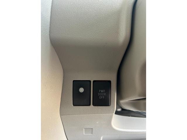 タント Ｇ　ＳＡ　衝突被害軽減システム　ＥＴＣ　スマートキー　両側電動スライドドア　　８インチフルセグナビ　Ｂｌｕｅｔｏｏｔｈ　盗難防止システム　ＥＳＣ　アルミホイール　衝突安全ボディ　エアコン　パワーステアリング（9枚目）