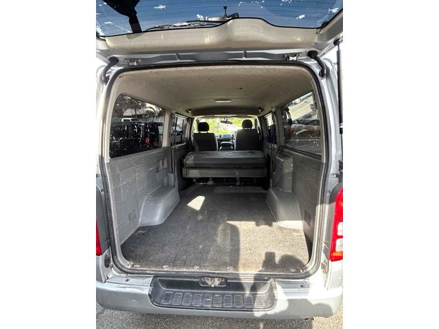 ハイエースバン ロングスーパーＧＬ　ＥＴＣ　ナビ　両側スライドドア　電動格納ミラー　エアコン（4枚目）