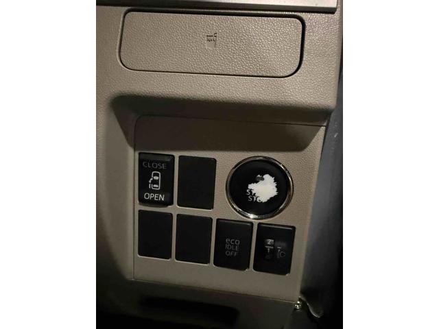 タント Ｘ　両側スライド・片側電動　スマートキー　アイドリングストップ　ベンチシート　ＣＶＴ　盗難防止システム　ＡＢＳ　ＣＤ　衝突安全ボディ　エアコン　パワーステアリング　パワーウィンドウ（6枚目）