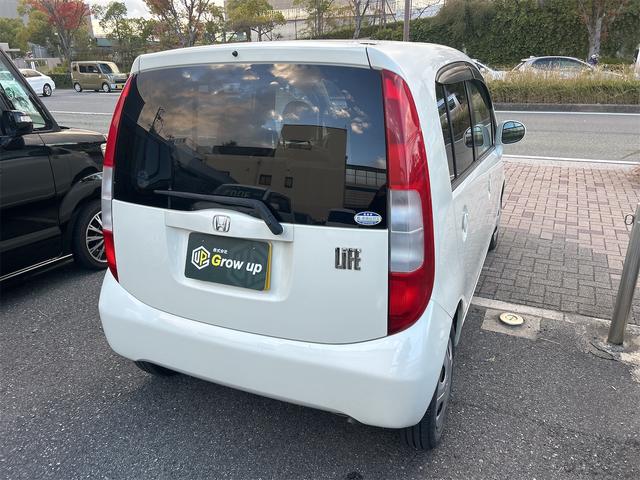 ライフ Ｆ　ＥＴＣ　キーレスエントリー　ＡＴ　ＡＢＳ　ＣＤ　ＵＳＢ　衝突安全ボディ　エアコン　パワーステアリング　パワーウィンドウ（9枚目）