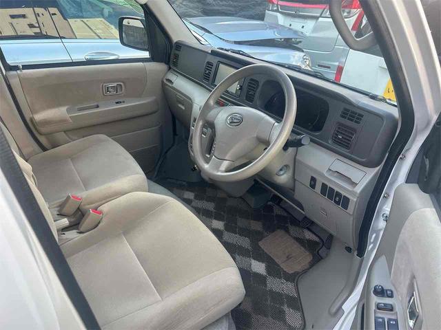 お車の知識がなくても大丈夫です！皆様のご来店をスタッフ一同、心よりお待ちしております。