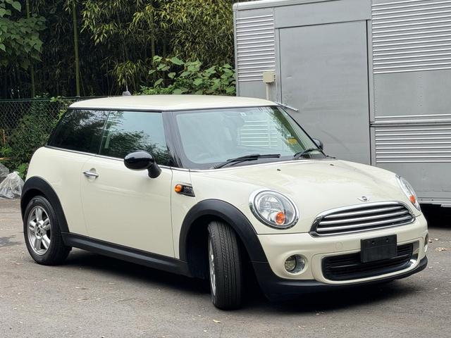 MINI ワン ワン 正規輸入車 1600cc FAT 2WD ホワイト850 エアコン パワーステアリング パワーウィンドウ ABS エアバッグ(運転席/助手席) 盗難防止システム 走行68,000km(34枚目)