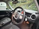 クーパー　クラブマン　クーパー　クラブマン／記録簿／走行距離６８０００ｋｍ／車検：１年間付／プッシュスタート／革巻きステアリング／純正ＣＤプレイアー／ＥＴＣ／観音バックドア／１５インチ純正アルミホイール（17枚目）