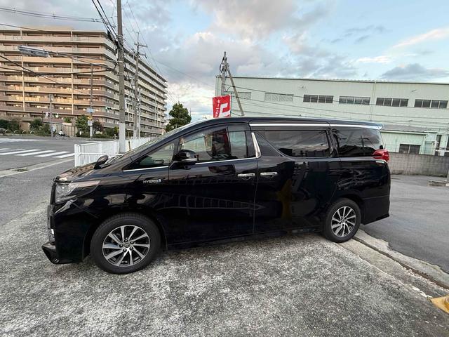 アルファードハイブリッド ＳＲ　Ｃパッケージ　ドライブレコーダー　ＥＴＣ　ナビ　ＴＶ　クリアランスソナー　オートクルーズコントロール　両側スライドドア　オートマチックハイビーム　電動リアゲート　スマートキー　電動格納ミラー　シートヒーター（13枚目）