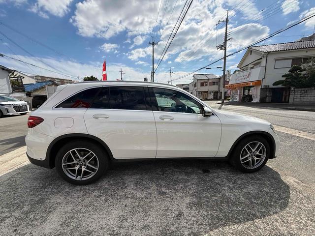 GLC GLC200 ETC 全周囲カメラ クリアランスソナー オートクルーズコントロール レーンアシスト パワーシート ナビ TV オートライト 電動リアゲート アルミホイール スマートキー アイドリングストップ(4枚目)